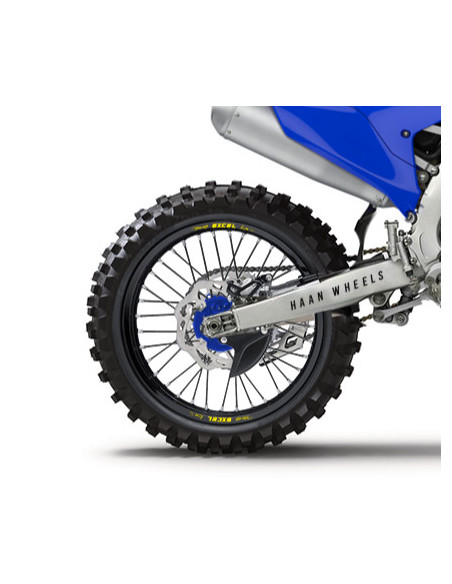 Roue arrière complète tubeless 18x4,25 HAAN WHEELS - 36 rayons - Cercle EXCEL noir / Moyeu bleu - YAMAHA