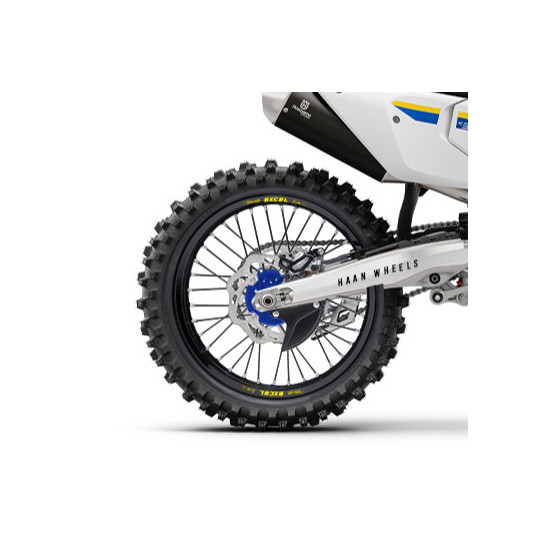 Roue arrière complète 17x4,50 HAAN WHEELS - 36 rayons - Cercle EXCEL noir / Moyeu bleu - HUSQVARNA / KTM