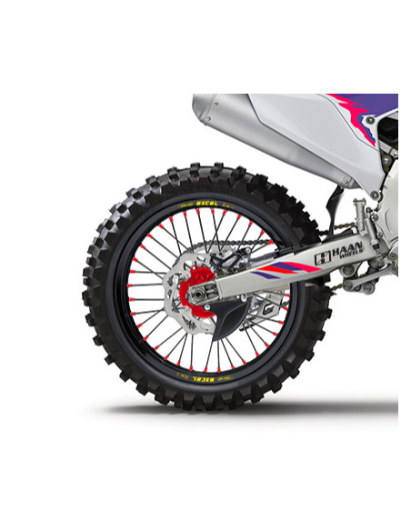 Roue arrière complète 18x2,15 HAAN WHEELS - 36 rayons - Cercle EXCEL noir / Moyeu rouge - YAMAHA