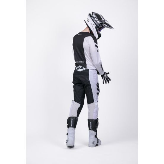 Tenue cross Kenny Track - Zoom Noir Blanc