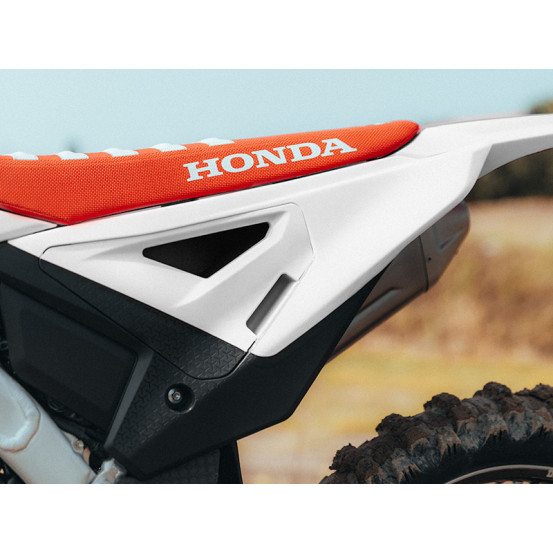 Kit plaques latérales RTECH Revolution - Blanc - Honda 250 / 450 CRF-R 2025-2026