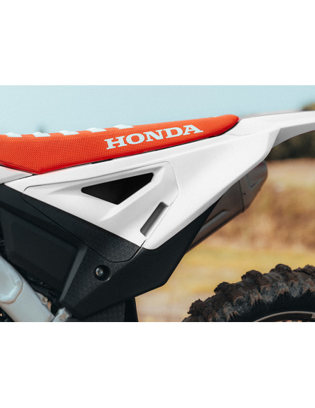 Kit plaques latérales RTECH Revolution - Blanc - Honda 250 / 450 CRF-R 2025-2026