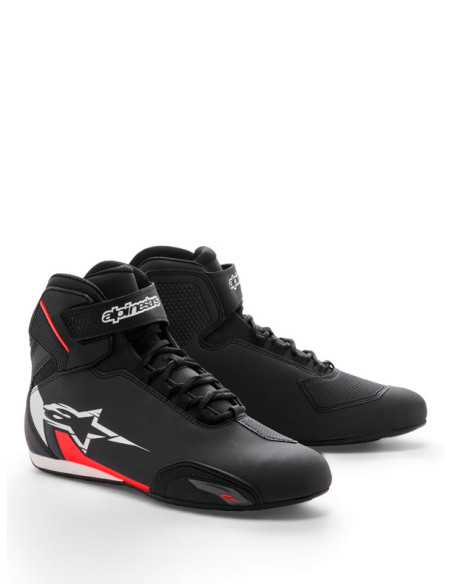 Baskets moto Alpinestars Sektor Noir Blanc Rouge Fluo
