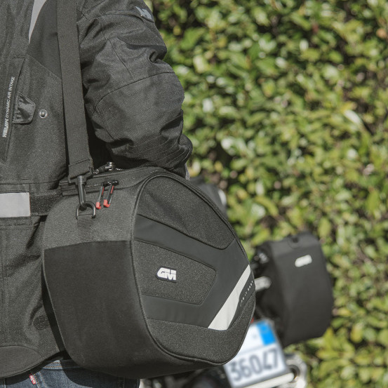 Sacoche latérale droite Givi Stealth EASY12L - 18 Litres