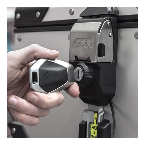 Kit de serrure Givi SLB101 avec barillet codifiable pour clé BMW - permettant d'utiliser la clé de contact
