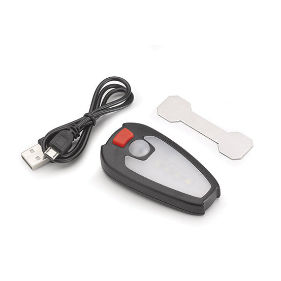 Lampe de courtoisie interne Givi E198B pour top case ou valises