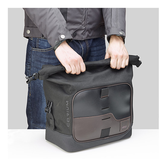 Sacoche cavalière Givi étanche Corium CRM106 13 Litres