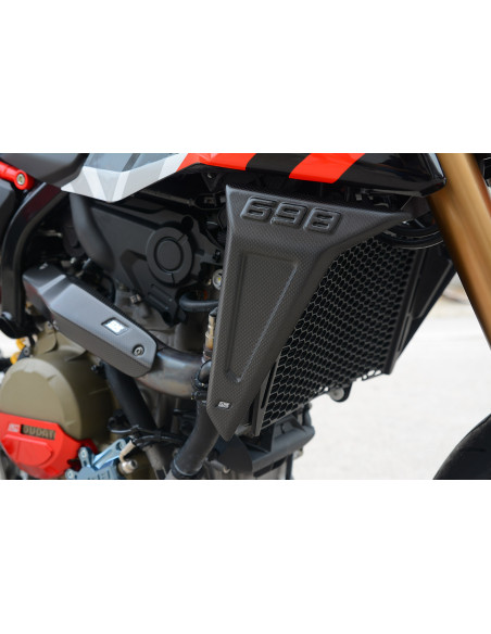 Caches latéraux de radiateur en carbone SM PROJECT - Finition brillante ou mat - DUCATI HYPERMOTARD 698
