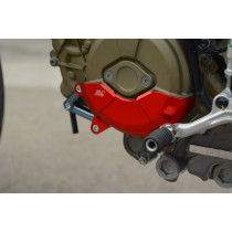 Protection carter de stator rouge SM PROJECT - DUCATI HYPERMOTARD 698 2