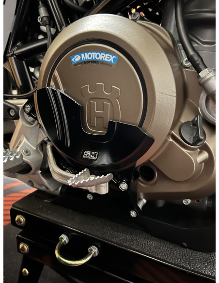 Protection carter d'embrayage noir SM PROJECT - HUSQVARNA 701 SM - EN - VITPILEN à partir de 2016