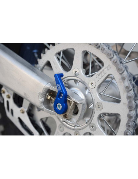 Système de démontage rapide d'axe de roue SM PROJECT - La paire - Axe arrière 25mm - TM RACING 125 à 530 à partir de 2015