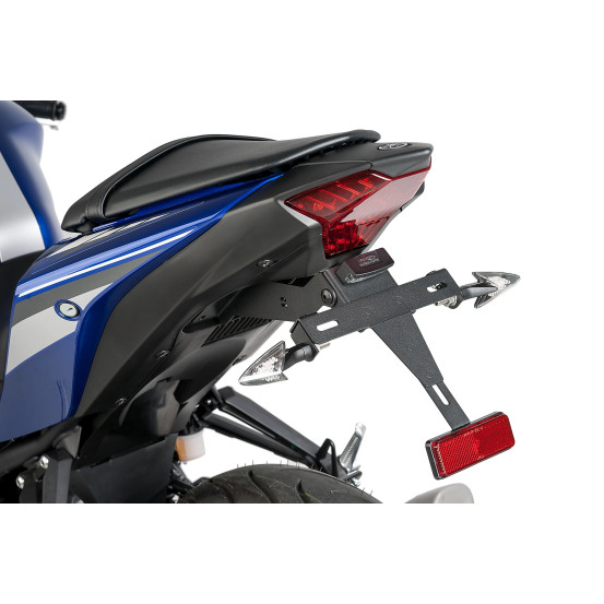 Support de plaque PUIG - YAMAHA MT-03 2016-2026 - YZF-R3 2015-2024