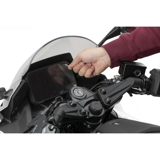 Protection PUIG pour compteurs - SUZUKI GSX-8R 2024-2026 - GSX-8S 2023-2026 - GSX-8T / GSX-8TT 2025-2026