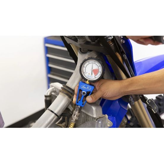 Testeur de compression MOTION PRO avec adaptateurs de 10 - 12 et 14mm