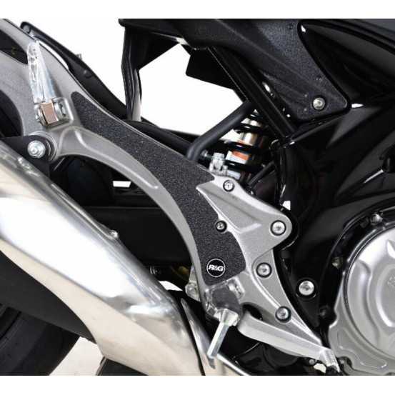 Adhésif anti-frottement R&G RACING platine repose-pieds noir 2 pièces - SUZUKI Gladius SFV 650
